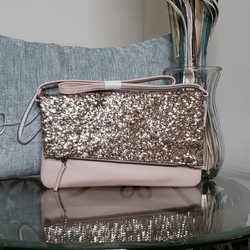 🔥❗NEW❗🔥Sequin embellished Express Shoulder Bag